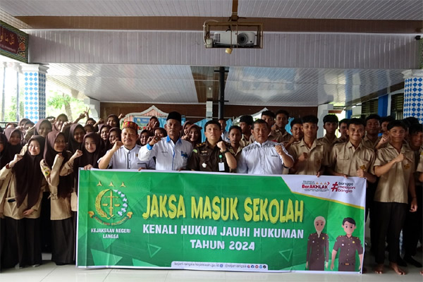 Jaksa Sambangi Sman Dan Smkn Langsa Halaman