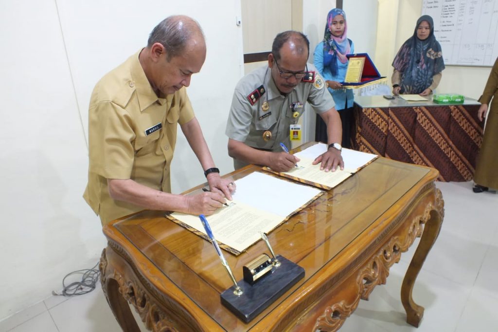 Pemkab Atam dan Kantor Pertanahan Teken MoU