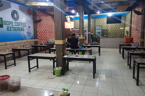 Pasca pembuburan massa, Warkop Hope Kopi Keutapang langsung sepi - foto h7 - cusmiran -
