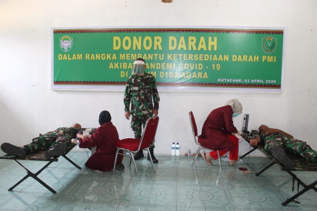 TNI Donorkan Darah Bantu Ketersedian PMI Agara