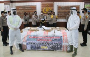 KB Akpol AGA Bantu 500 APD Untuk Polda Aceh