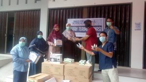 22 Puskesmas di Tiga Kabupaten dapat APD dari GBTMA