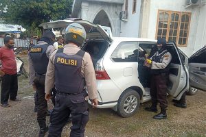 Siapakah 8 Remaja ber Mobil Putih..?