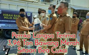 Pemko Langsa Terima 3,96 Ton Bawang Sitaan