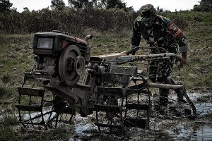Kopda Sri Wahyono, Babinsa Mahir Handtraktor