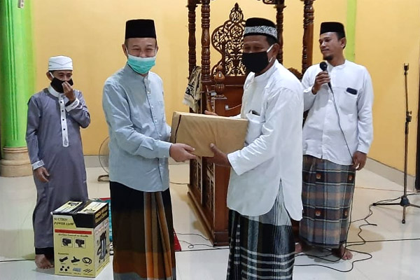 Bupati Serap Aspirasi Lewat Safari Maghrib di Seruway