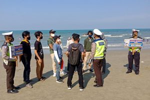 Dit Lantas Sosialisasi Prokes di Objek Wisata