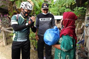 Dalam Rangka HUT TNI, Kodim Aceh Tamiang Lakukan Gowes Sembako