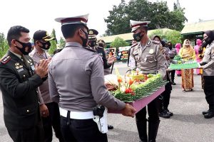Forkompimda Langsa dan Aceh Timur Rayakan HUT TNI di Kodim Aceh Timur