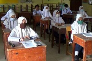 Guru dan Murid Harus Disiplin Terapkan Prokes
