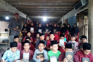 Kafalah IKAT Salurkan Ribuan Alquran di Pedalaman Aceh