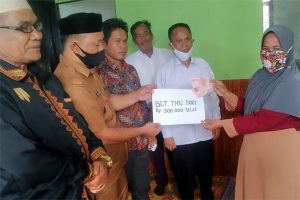 Kampung Gumpang Salaurkan BLT tahap 1-2021