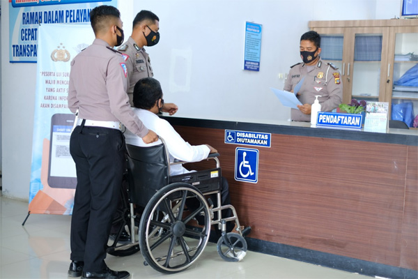 Penyandang Disabilitas dapat SIM Gratis