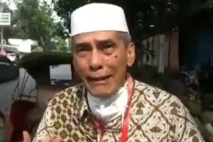 Sinterklas Berpeci Putih Telah Berpulang