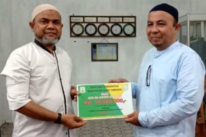 Safari Ramadhan ke Rantau, Wabup Tamiang Serahkan Bantuan Rp10 Juta untuk Masjid