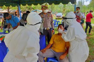 Dit Lantas Polda Aceh Test Swab Antigen Ratusan Wisatawan