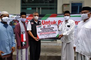 Lewat Grup WhatsApp YDUT Galang Rp57,9 Juta untuk Palestina