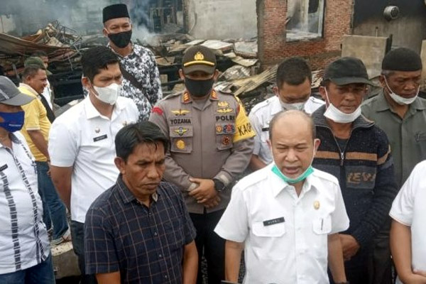 Bantuan Bagi Korban Kebakaran di Upah Mengalir