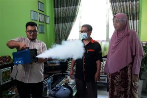 SMKN 2 Kota Bekasi Lawan Covid-19 Lewat Fogging Disinfektan AG 800