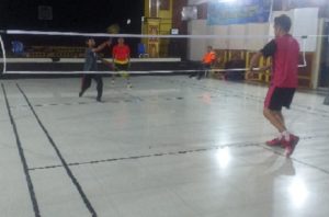 Penuh Kejutan dan Dramatis, 4 Ganda Putra Melaju ke Semifinal Turnamen Bulutangkis SIWO PWI Aceh