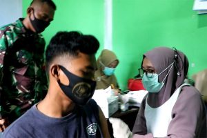 100-an Warga Alur Dua Langsa di Vaksin