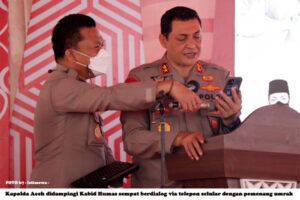 10 Warga Aceh ini Dapat Hadiah Umrah