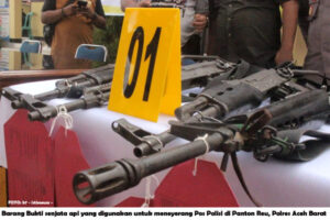 Ini Jenis Senjata Api untuk Menyerang Pos Polisi