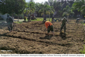 Manfaatkan Lahan Kosong di Perkantoran dengan Menanam Jagung