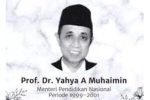 Guru Besar & Dosen Brebes Kenang Yahya Muhaimin