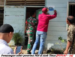 Rumah Peneriman PKH Dipasangi Stiker