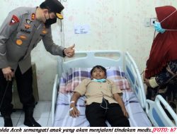 Sunatan Massal dan Operasi Bibir Sumbing Warnai Bakti Kesehatan Polda Aceh