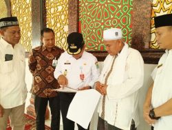 Dayah di Aceh Jaya Terima Dana CSR Bank Aceh