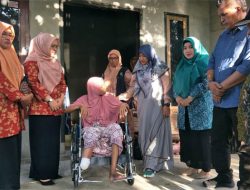 Penyandang Disabilitas di Aceh Besar Dapat Bantuan dari TP PKK