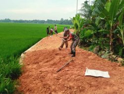 Warga Seunebok Jalan Bangun Jalan Tani