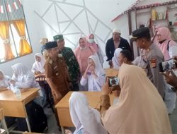 Pelajar SMA di Aceh Timur Diberi Tablet Penambah Darah