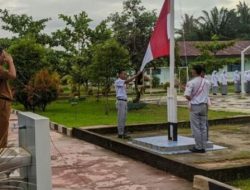 Kadis DPMG Pembina Upacara di SMKN 4 Langsa