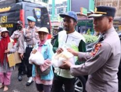 Peringati Hari Jadi Humas ke71, Polres Langsa Bagikan 100 Paket Sembako