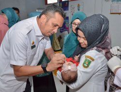 Pj Walikota bersama Ketua TP PKK Sabang Kunjungi Posyandu Iboih