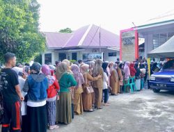 Ratusan Masyarakat Sabang Serbu Pasar Murah