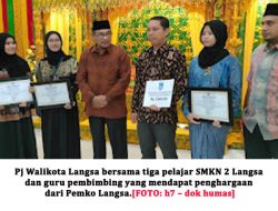 Harumkan Daerah di Tingkat Nasional, Siswi SMKN 2 Langsa Diberi Penghargaan