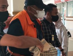 Buronan KPK Ditangkap di Aceh Dibawa ke Jakarta