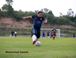 Sumbang 2 Gol, Iswanto Antar Kemenangan Pemkab Aceh Besar vs Yonif 117/KY