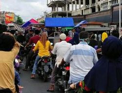 Pedagang Takjil Padati Sore di Kota Langsa