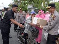 Polres Langsa Berbagi Paket Ramadhan