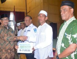 Langsa Salurkan Rp831 Juta Zakat Fakir Miskin