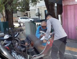 Kapolres Sabang Beri Bantuan pada Tukang Becak