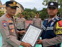 Bhabinkamtibmas Kuta Raja Dapat Penghargaan