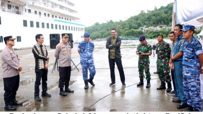 Kapal Pesiar Mewah Singgah di Pualu Weh