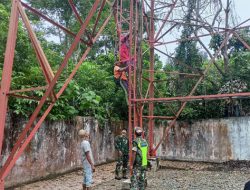 Nek Aisyah Nekat Manjat Tower BTS 42 Meter