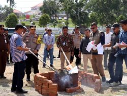 Aceh Besar Musnahkan Surat Suara Lebih di Pemilu